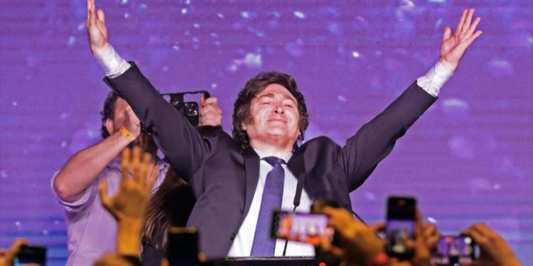 Javier Milei: o novo presidente de extrema-direita eleito na Argentina.