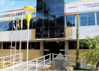 Casimiro de Abreu-RJ: MPRJ recomenda o fim da farra com carros oficiais.