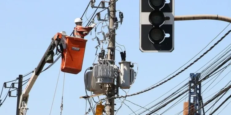 Falta de energia em São Paulo: apagão da Enel deixa milhares de pessoas sem energia na capital paulista.