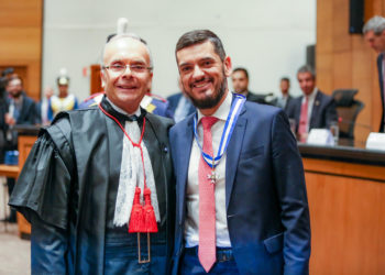 Homeangem do TJRJ ao presidente da Alerj, Rodrigo Bacellar.