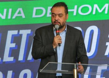 Carnaval do Rio 2024: governador Claudio Castro anuncia R$ 62,5 milhões para as agremiações carnavalescas.