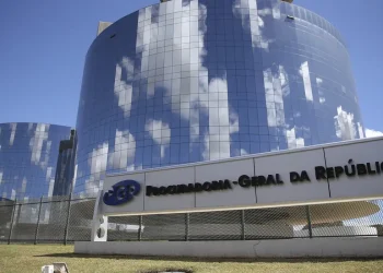 Procurador-Geral da República de olho no destino da debênture bilionária de Eike Batista.