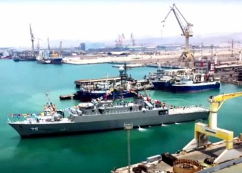 Contratorpedeiro Alborz: Irã mobiliza sua embarcação de guerra para o Mar Vermelho.