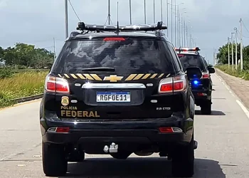 Operação vigilância Aproximada: Carlos Bolsonaro, filho de Jair Bolsonaro, investigado por uso da Abin.
