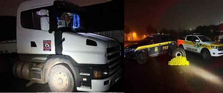 A droga foi localizada no interior do estepe. A carreta transportava 20 toneladas de doações para o Rio Grande do Sul (RS)