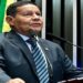 Senador Hamilton Mourão justifica a ausência durante tragédia no RS: ‘Desvio de função’
