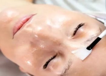 Peeling de fenol: saiba o que é e quais cuidados devem ser tomados