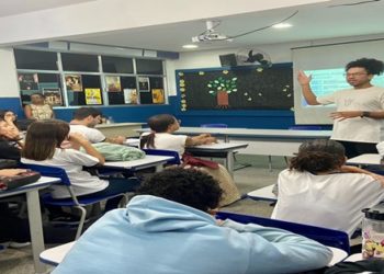 Governador Cláudio Castro autoriza contratação de mais de 4 mil professores temporários