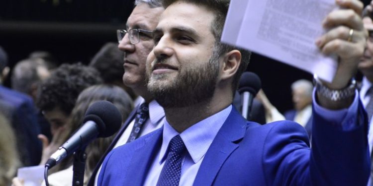 Wladimir Garotinho tem dúvidas se valeu a pena ser prefeito de Campos dos Goytacazes