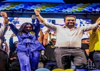 Acompanhada de Castro e Bacellar, Madeleine lança candidatura à Prefeitura de Campos