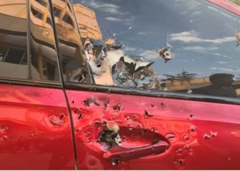 PM é baleado dentro de BMW conversível na Baixada Fluminense