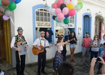 Festa literária internacional acontece até domingo em Paraty