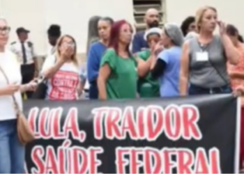 Funcionários do Hospital Federal de Bonsucesso fazem novo ato