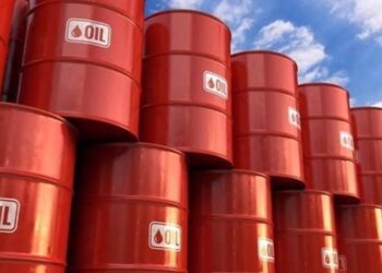 Cotação do petróleo deve cair, segundo projeções do mercado.
