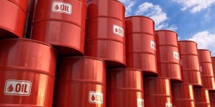 Cotação do petróleo deve cair, segundo projeções do mercado.