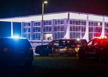 Explosão em Brasília: Polícia Federal investiga se tem pessoas envolvidas no atentado.