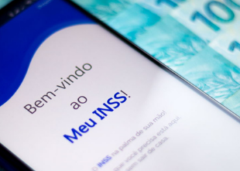 INSS anuncia pagamento: veja quem terá direito ao 13º salário