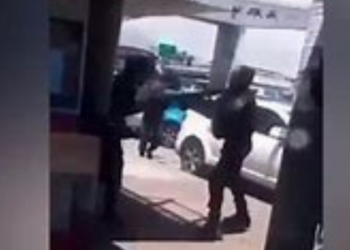 Justiça manda soltar PM que matou jovem à queima-roupa no Complexo da Maré