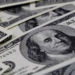 Após alta do dólar, Pacheco condiciona isenção do IR à situação fiscal