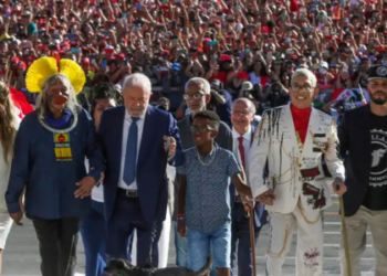 “Lula não sobe a rampa”: documento apreendido planejava impedir posse