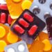 Uso de medicamentos controlados: banalização de receituários leva à dependência química.