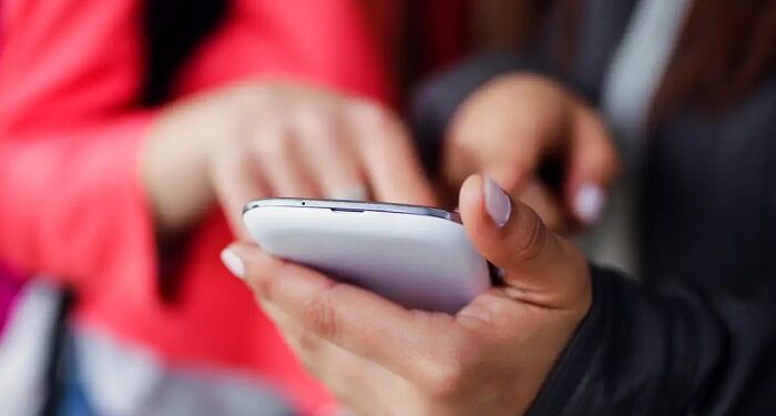 Localização por emergência no celular: o novo sistema adotado pelo Brasil.