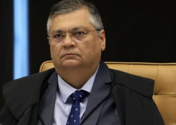 Dino libera retomada do pagamento de emendas parlamentares suspensas