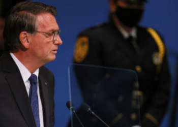 Bolsonaro deve recorrer a cortes internacionais se condenado
