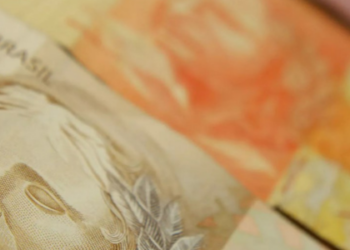 A economia brasileira cresceu 3,7% entre janeiro e outubro deste ano, de acordo com o boletim Índice de Atividade Econômica do Banco Central (IBC-Br) divulgado nesta sexta-feira (13).