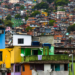 Polícia do Rio faz ação na Rocinha para cumprir 34 mandados de prisão