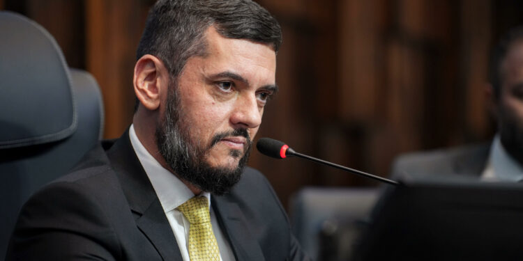 Governador do Rio de Janeiro decreta luto oficial pela morte do Papa Francisco