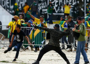 Para psicanalistas, ataque do 8/1 foi movido por revolução imaginária