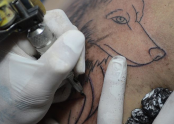 Tattoo Week terá cursos gratuitos pra jovens de favelas do Rio