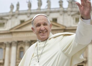 Papa Francisco: livro revela escândalos e abusos no Vaticano.