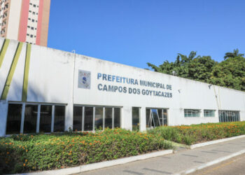 Prefeitura de Campos revoga licitação de R$ 7,3 milhões após denúncia de fraude em obra escolar