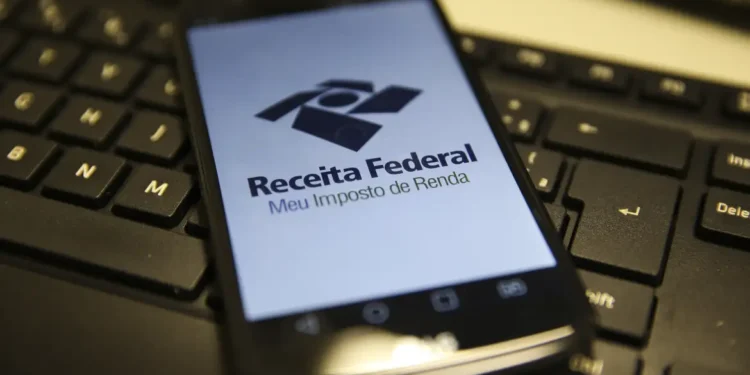 Receita Saúde: novo aplicativo da Receita Federal para combater sonegação na área médica.