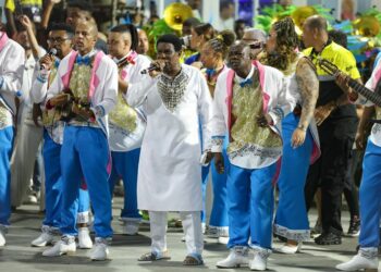 Carnaval 2025: Beija-Flor reina na Sapucaí em Carnaval de Drama, Glória e Adeus