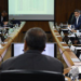 Decisão do CNPS aprovada por 14 votos considera alta da Selic; cartão consignado mantém taxa em 2,46%. Saiba como consultar as melhores opções no Meu INSS.