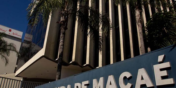 Macaé (RJ) e Saquarema (RJ) brilham no ranking de menor endividamento público