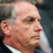 Jair Bolsonaro está clinicamente estável após cirurgia abdominal de 12 horas. Ex-presidente segue na UTI e recebe suporte clínico no Hospital DF Star.