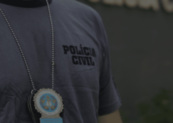 Operação Caballus, em Campos dos Goytacazes e municípios do RJ, investiga esquema que desviou R$ 220 milhões por meio de fraudes em licitações públicas.