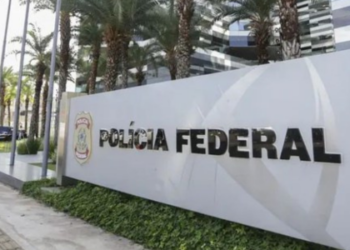 Saiu o edital do concurso da Polícia Federal 2025! São mil vagas para delegado, perito, agente, escrivão e papiloscopista. Veja como se inscrever, salários e datas.