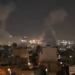Contra-ataque iraniano veio após bombardeios de Israel a instalações nucleares; parte dos mísseis foi interceptada, mas sete pontos em Tel-Aviv foram atingidos.