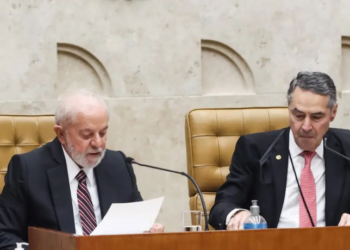 Governo Lula recorre ao STF após Congresso derrubar aumento do IOF. Planalto diz que definição de impostos é atribuição do Executivo. AGU já prepara ação.