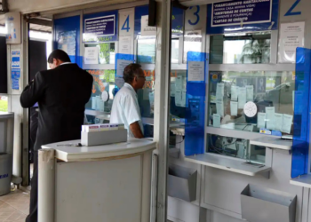 Com prêmio estimado em R$ 250 milhões, a 15ª edição da Quina de São João será sorteada neste sábado (29). Apostas vão até as 18h e prêmio será dividido se ninguém acertar as cinco dezenas.