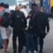 Motorista e passageiro de ônibus ficaram feridos após tiroteio durante megaoperação da Polícia Civil no Complexo de Israel, no Rio. Saiba os detalhes da ação e os impactos na cidade.