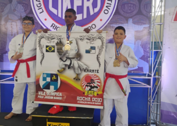 Alunos da Vila Olímpica Polo Jardim Bangu brilham na 3ª etapa do Circuito Fluminense de Karatê e levam 39 medalhas. Equipe é vice-campeã mesmo com menos da metade das inscrições da primeira colocada.