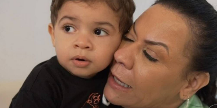 Dona Ruth, mãe de Marília Mendonça, reage ao pedido de guarda unilateral feito por Murilo Huff e afirma que Leo nunca teve apoio financeiro do pai