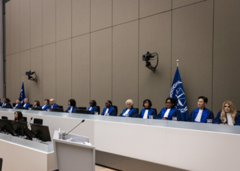 Com sede em Haia, o TPI é alvo de questionamentos sobre imparcialidade e seletividade nas decisões contra líderes de países não ocidentais.