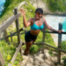 Juliana Marins, publicitária brasileira, morreu após cair em trilha no Monte Rinjani, na Indonésia. Corpo foi resgatado após 7 horas de operação.